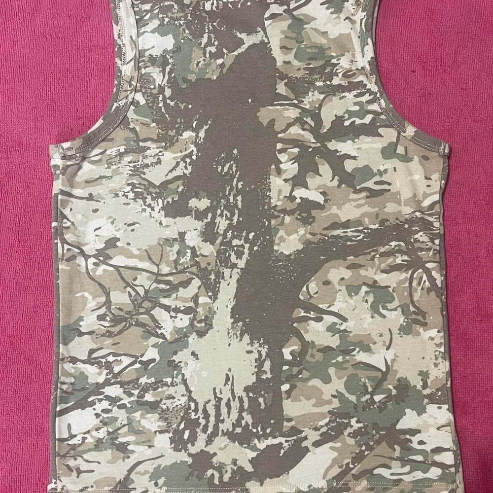 Hello Kitty Keychain and Tank top bundle - Picture 4 of 4